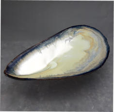 kleine Muschelschale Bildhauer Bjrn Poppinga